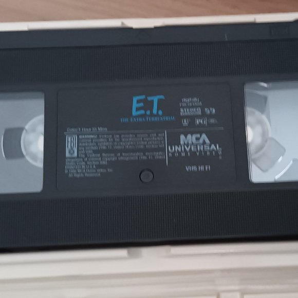 E.T. THE EXTRA-TERRESTRIAL VHS TAPE DIGITAL REMASTERED THX - Picture 3 of 3